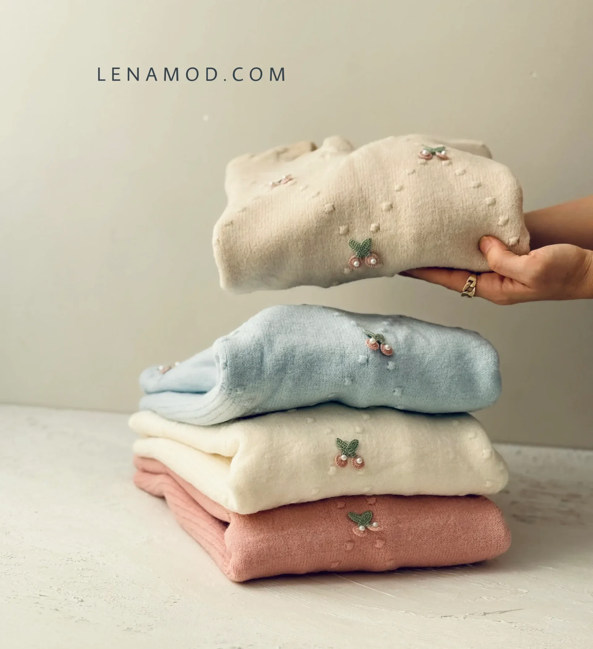 IMG_9240 بافت یقه گرد گلی | فریسایز | در رنگ های متنوع - Image 1